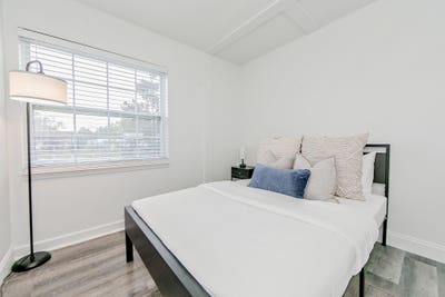 Cozy Private Room in Orlando Home_$mo Main Photo