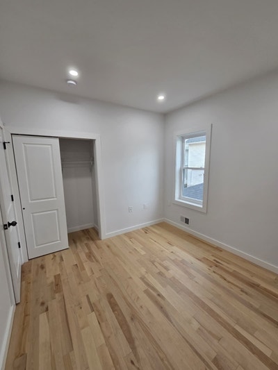 Shared Aparment Looking for Roommates! Main Photo