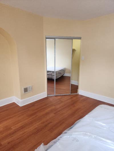 Master BR rooming house  Main Photo
