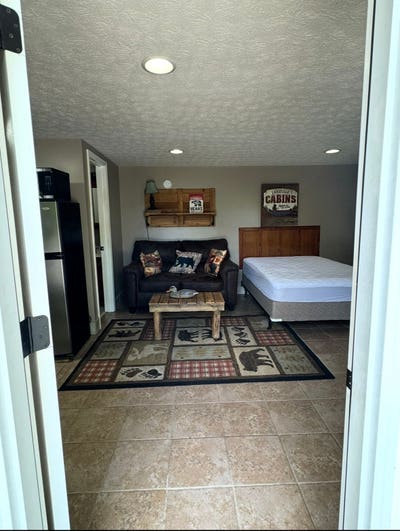 Furnished studio!! Main Photo
