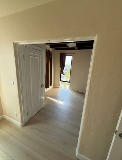 Private room and bathroom for male UCB student in  Main Photo