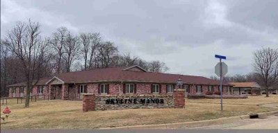 Skyline Manor Main Photo