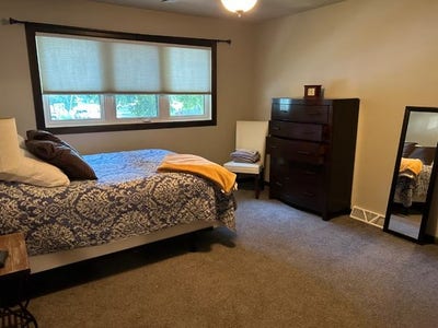 Private Room with Private Bathroom apartment Main Photo