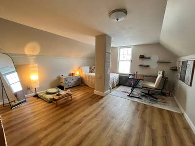 Spacious Room in Arlington (Aug-Sept move-in) Main Photo