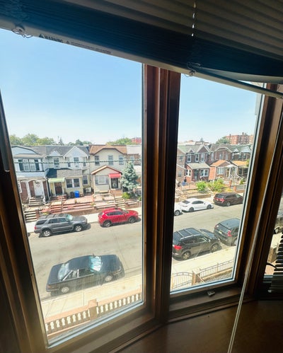 Beautiful room in Elmhurst for rent Main Photo