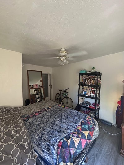 Room for rent in Pasadena Main Photo