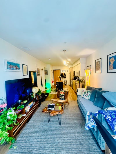 Sublet 1 Bedroom Apartment in Oakland/Parking  Main Photo
