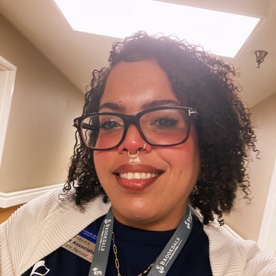 37 year old Female seeks a small or large room Main Photo