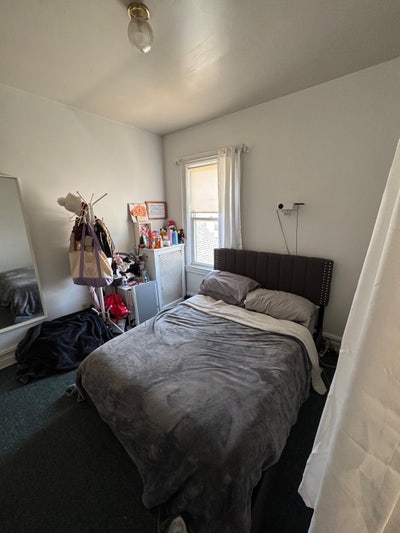 One bedroom  Main Photo