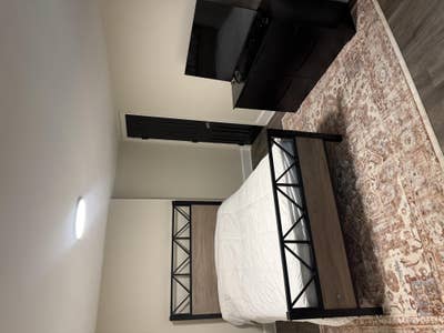 Large Furnished Room Available – Brewerytown Main Photo