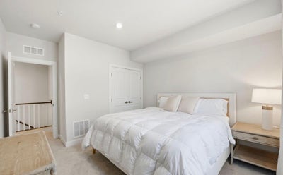 Room available for rent Main Photo