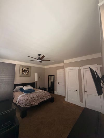 1BRBA Shared Living Space | West End Historic Dist Main Photo