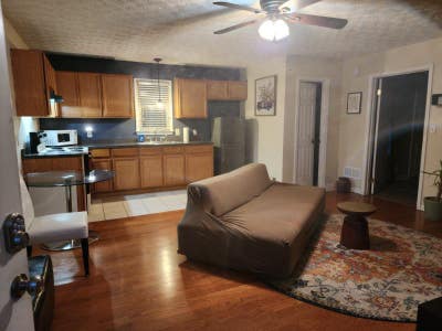 Spacious 1BD Studio  Main Photo