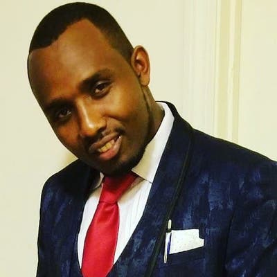 Professional Male seeks a small or large room Main Photo