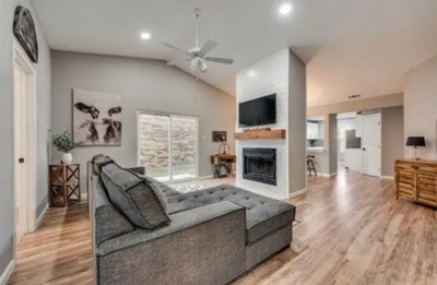We have one room available! Great location Main Photo