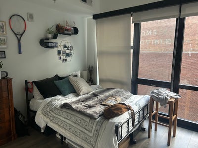 Lease Takeover U ST APT (Women only) Main Photo