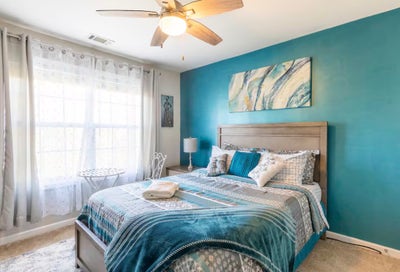 Furnished Room in Quiet Family Home | Bills Inc. Main Photo