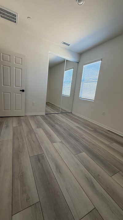 One Bedroom For Rent Main Photo