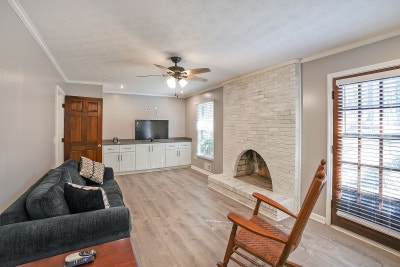 Gorgeous accom in Stone Mountain Main Photo