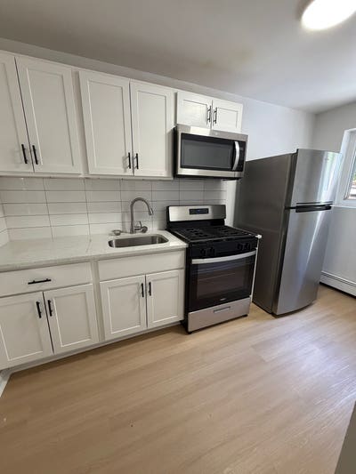 Beautiful 1 Bedroom Apartment Now Available In Ora Main Photo