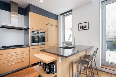 Charming 1 Bed Bath Apartment in Brooklyn_$mo Main Photo