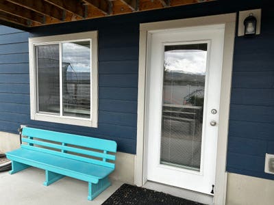 Cozy Walk_Out Basement Apartment Main Photo