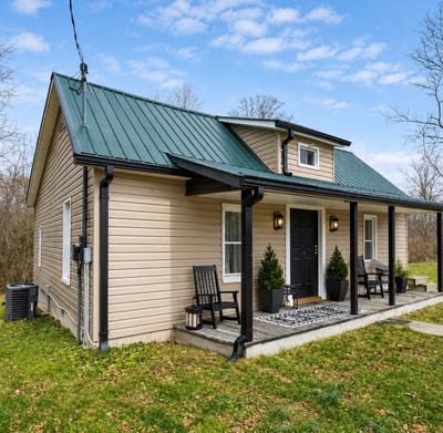 Charming 1 Bed Bath Home in Wilkesboro_Available _ Main Photo