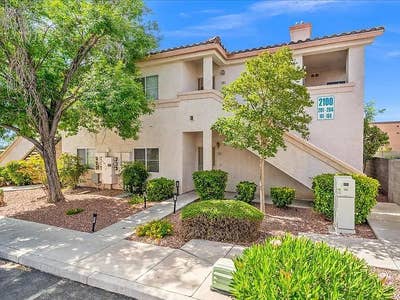 Clean Shared Apartment Available Now Main Photo