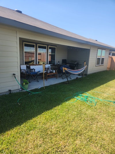 Looking for roommate Main Photo