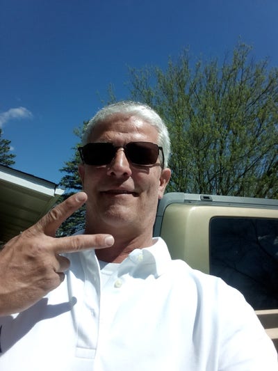 55 year old Male seeks a small or large room Main Photo