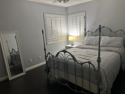 Single Room in 6 bed house in Fontana Main Photo