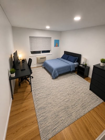 Private room for rent in Astoria Heights  Main Photo