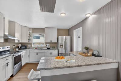  Modern CoLiving in Orlando |  Free Utilities & ️F Main Photo