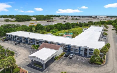 Affordable All_Inclusive Studio in Davenport_Furn Main Photo
