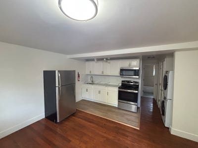 Modern Single Unit Apartment in GuttenbergNJ_Avail Main Photo