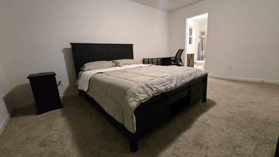 Fully Furnished Private Room & Bath  Main Photo