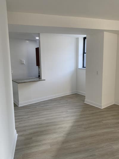 Two Rooms in Herald Towers (Ktown) Main Photo