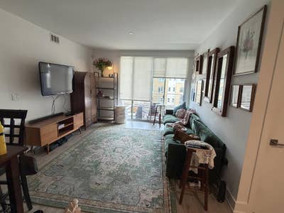 Seeking female roommate — July 1st!!! Main Photo