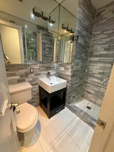 #1127 Updated 2 bed/1 bath apartment in Morningsid Main Photo