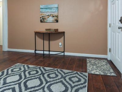 Newly Renovated in Gresham Park Main Photo