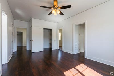 Almond Heights_One BedOne Bath! Ready to move in! Main Photo