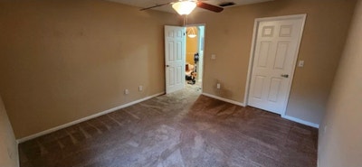 Room for rent Main Photo