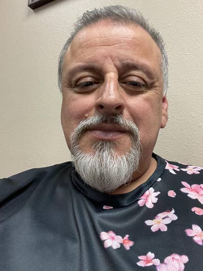 61 year old Male seeks a small or large room Main Photo