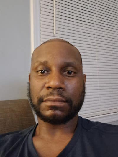 Room wanted in Charlotte, NC Main Photo