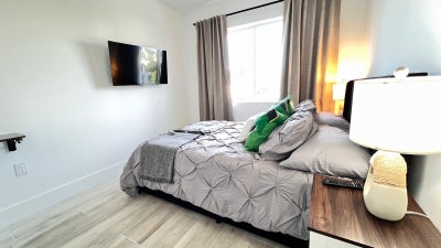 Modern Bedroom in Central Miami, Downtown/Brick Main Photo