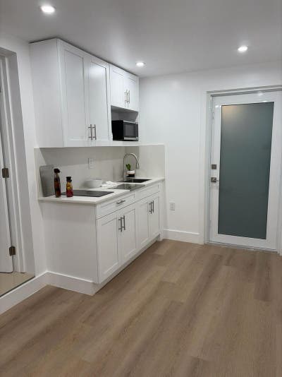 1Bed with Private Entrance in West Miami-Dade Main Photo