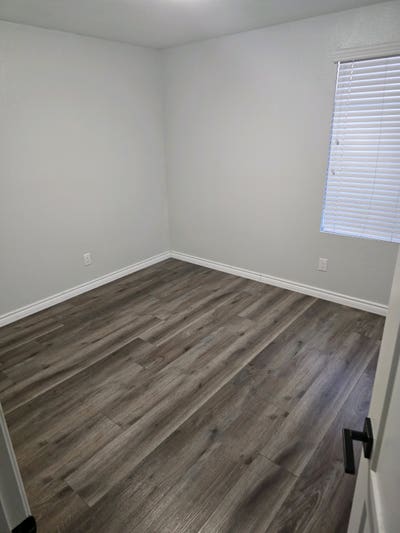 Room available  Main Photo