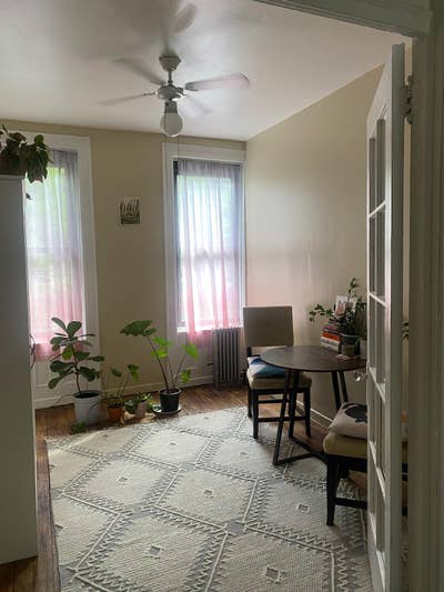 Looking for a Roommate: Apartment on UES Main Photo