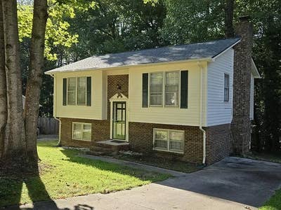 Charming 3-Bedroom Split Foyer Home Main Photo