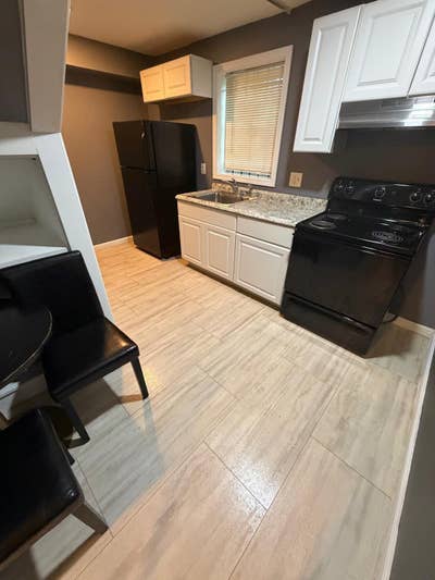  Spacious Private 1BR Suite + Full Bath 🚿| Privat Main Photo